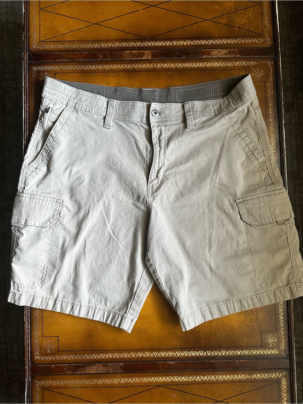 Copper & Oak Men's Light Khaki Cargo Shorts size 36